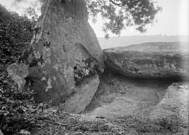 Coldrum Stone text awaited